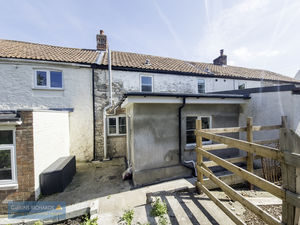 Photo 14- click for photo gallery